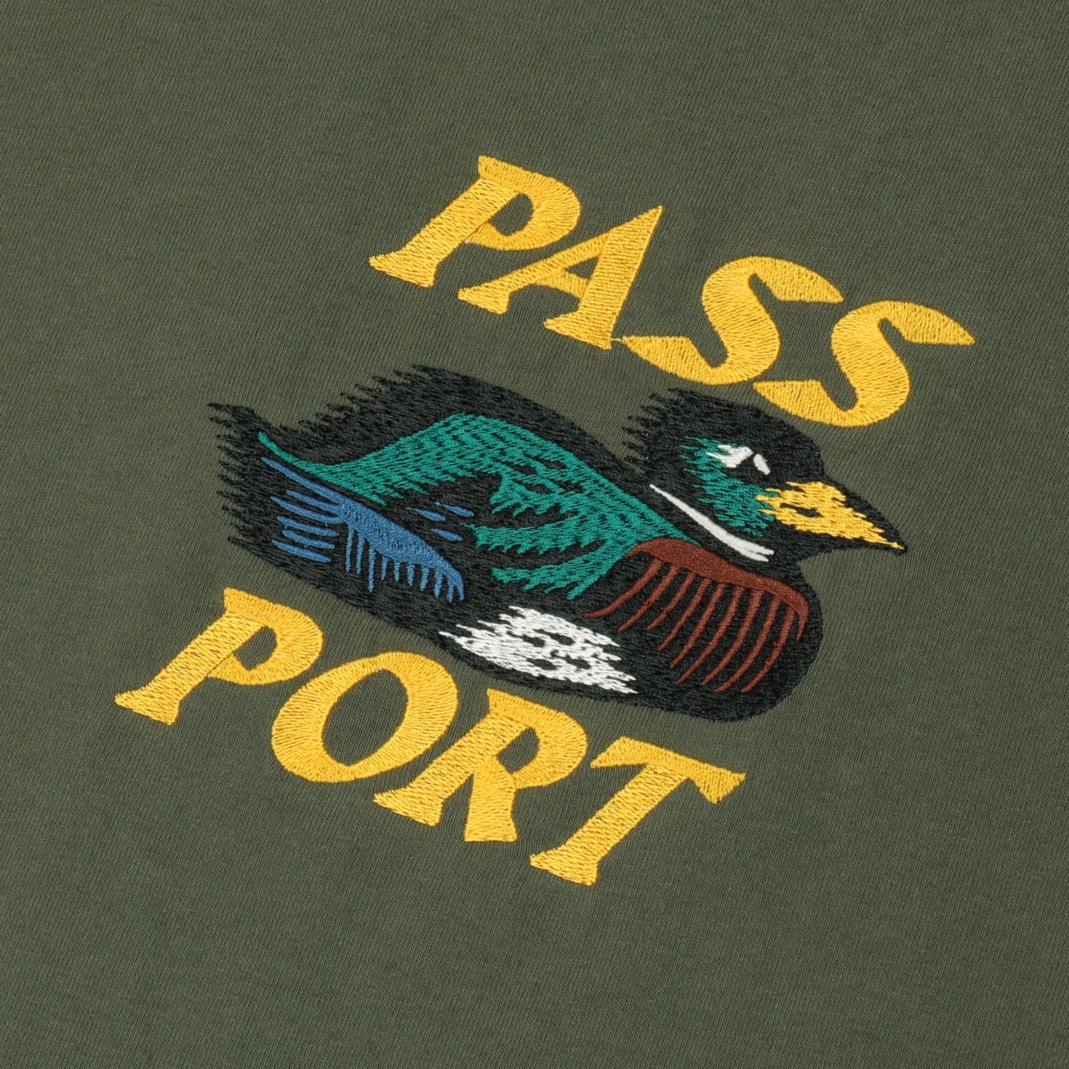 0000s_0250_FASTDUCKTEEOLIVED1_71d93c12-d8c7-4c71-8289-5a2379f9d5a6.jpg