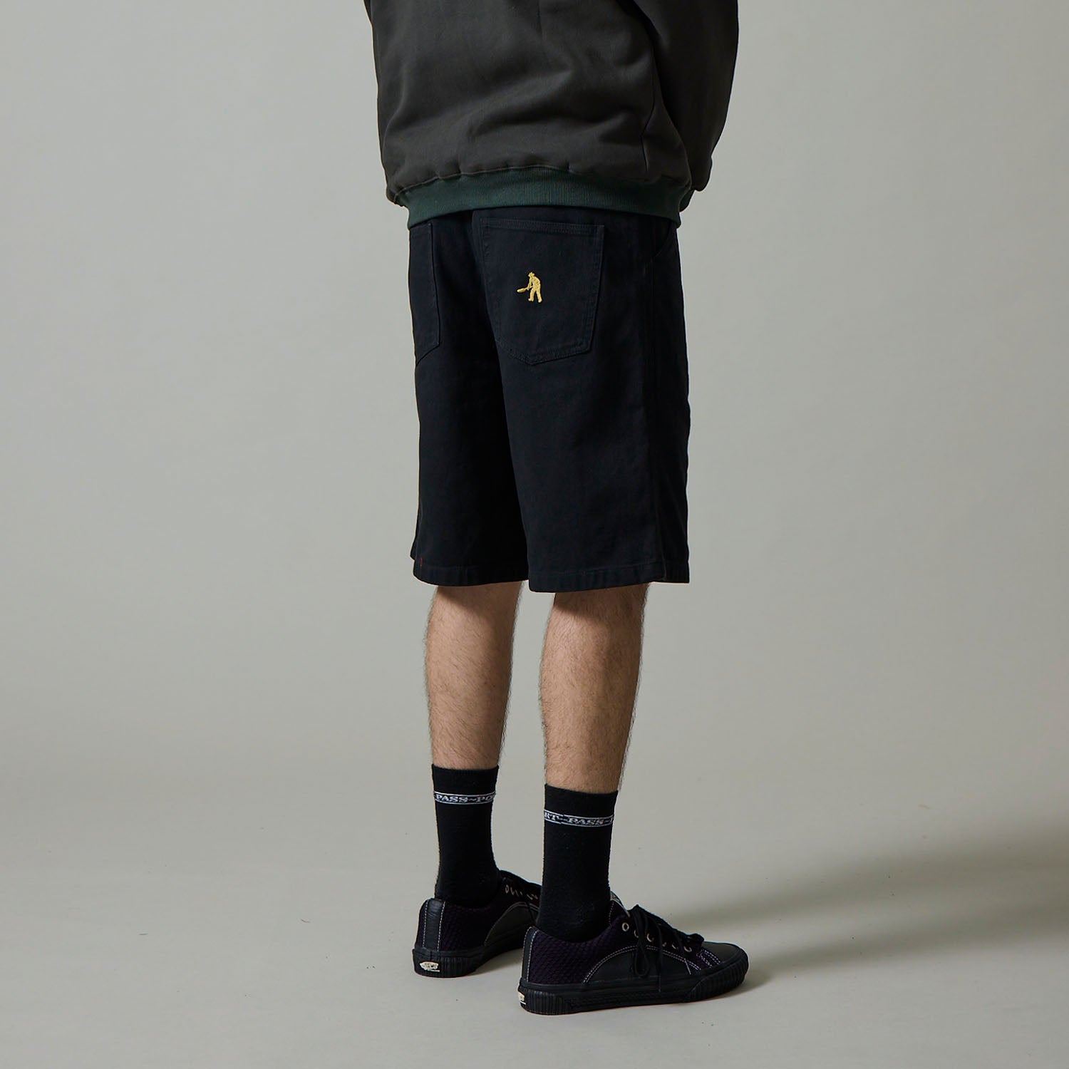 Pass~Port Quandong Workers Club Jean Short - Washed Black