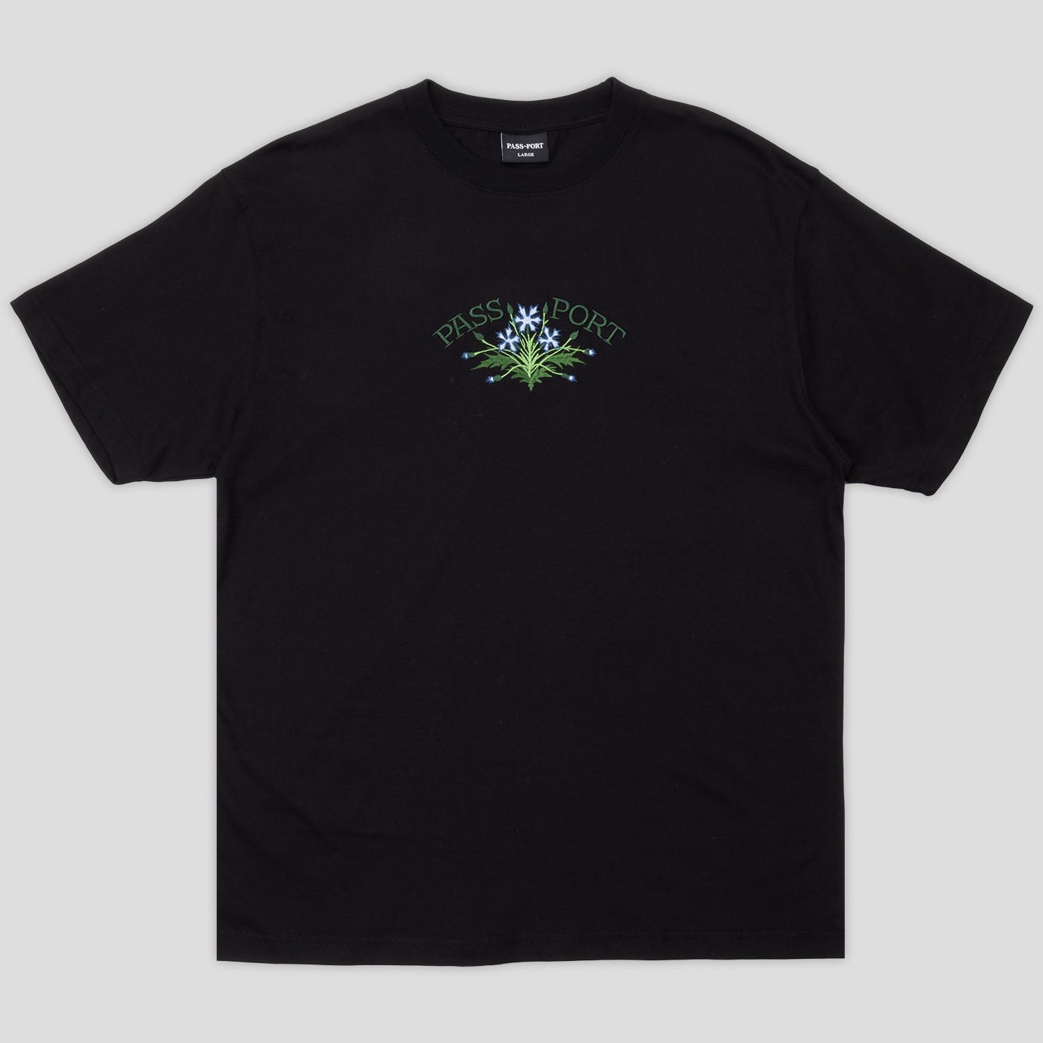 R41_0040__0004_Bloom-Organic-Tee-Black-1.jpg