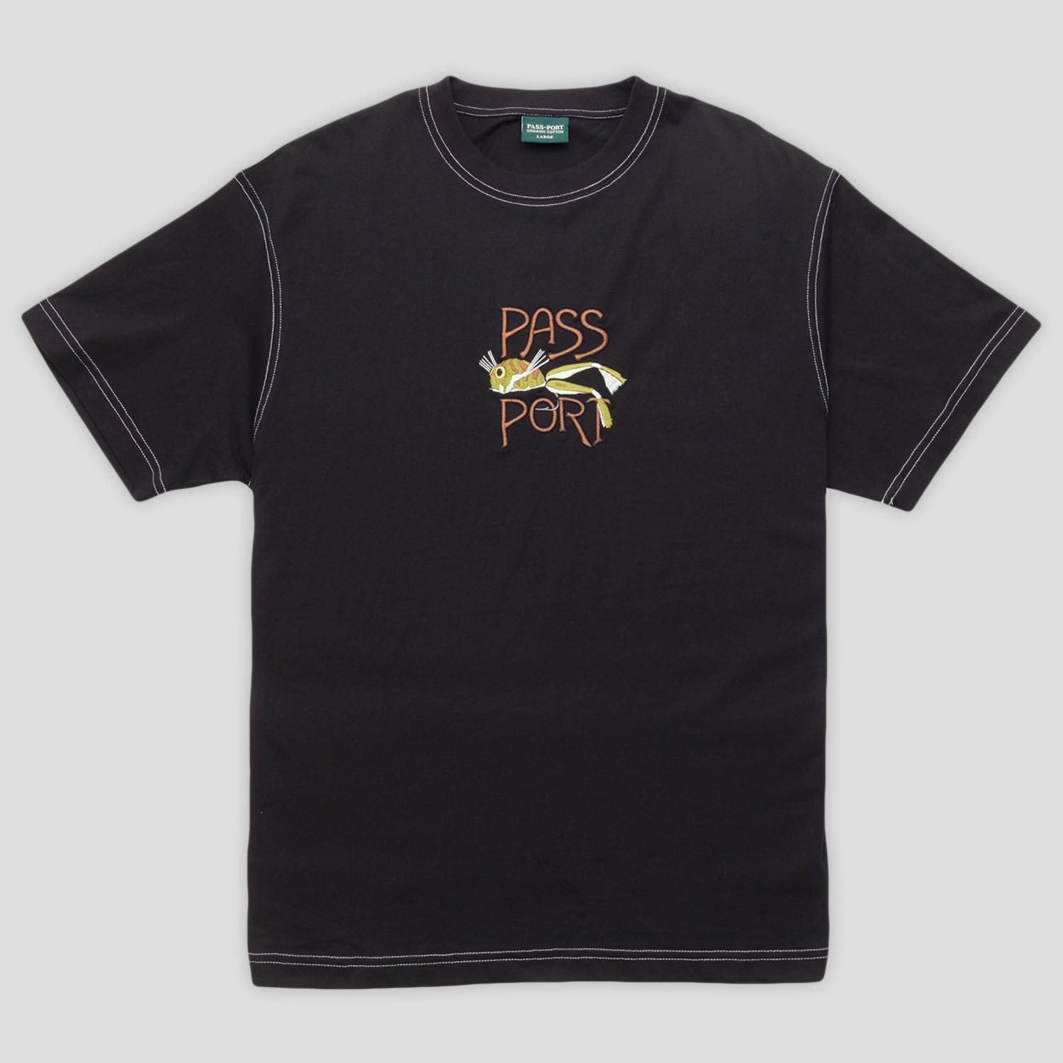 R43_0044_FROG_LURE_ORGANIC_TEE_BOTTLE_BLACK_1.jpg
