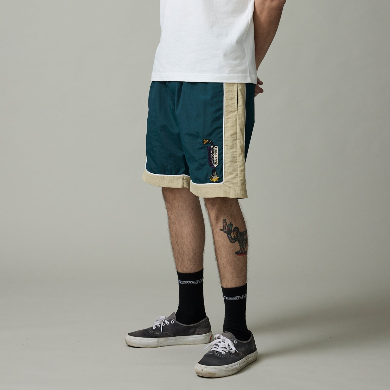 R43_ON_BODY_PANTS_0090_TASSLE_RPET_SHORTS_GREEN.jpg
