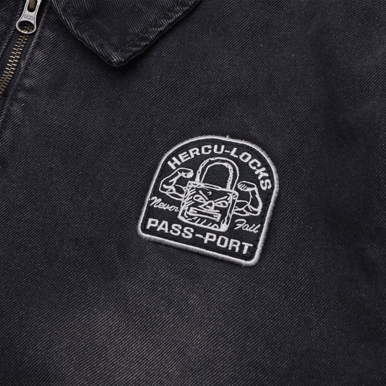 R46_0006_HERCU-LOCKSDENIMFREIGHTJACKETBLACK.jpg