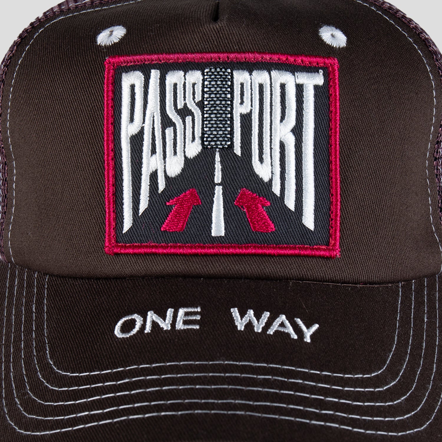 R_41HEADWEAR_0000s_0001_ONEWAYCAPCHOCDETAIL.jpg