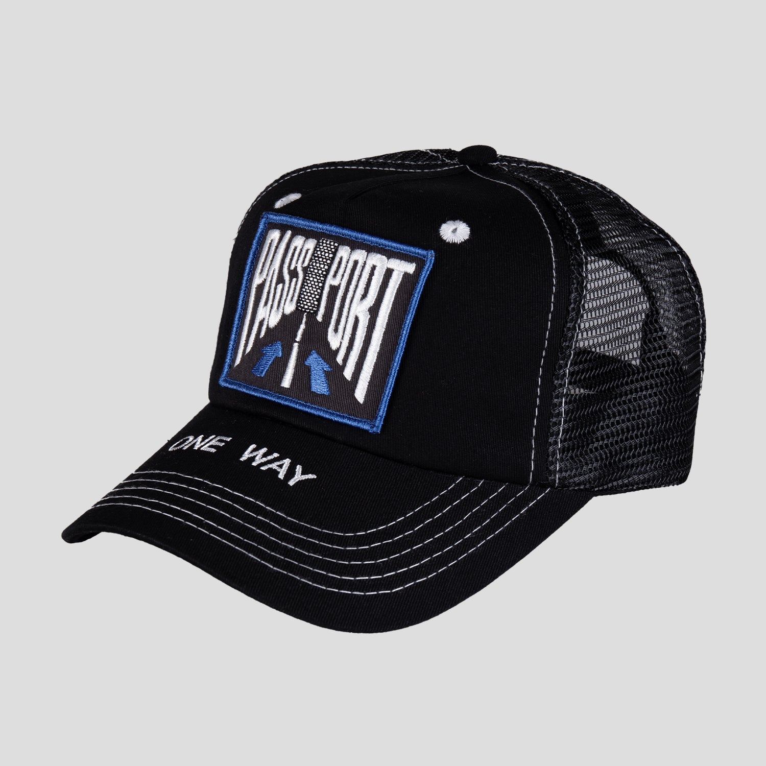 R_41HEADWEAR_0002s_0000_ONEWAYCAPBLACKMAIN.jpg