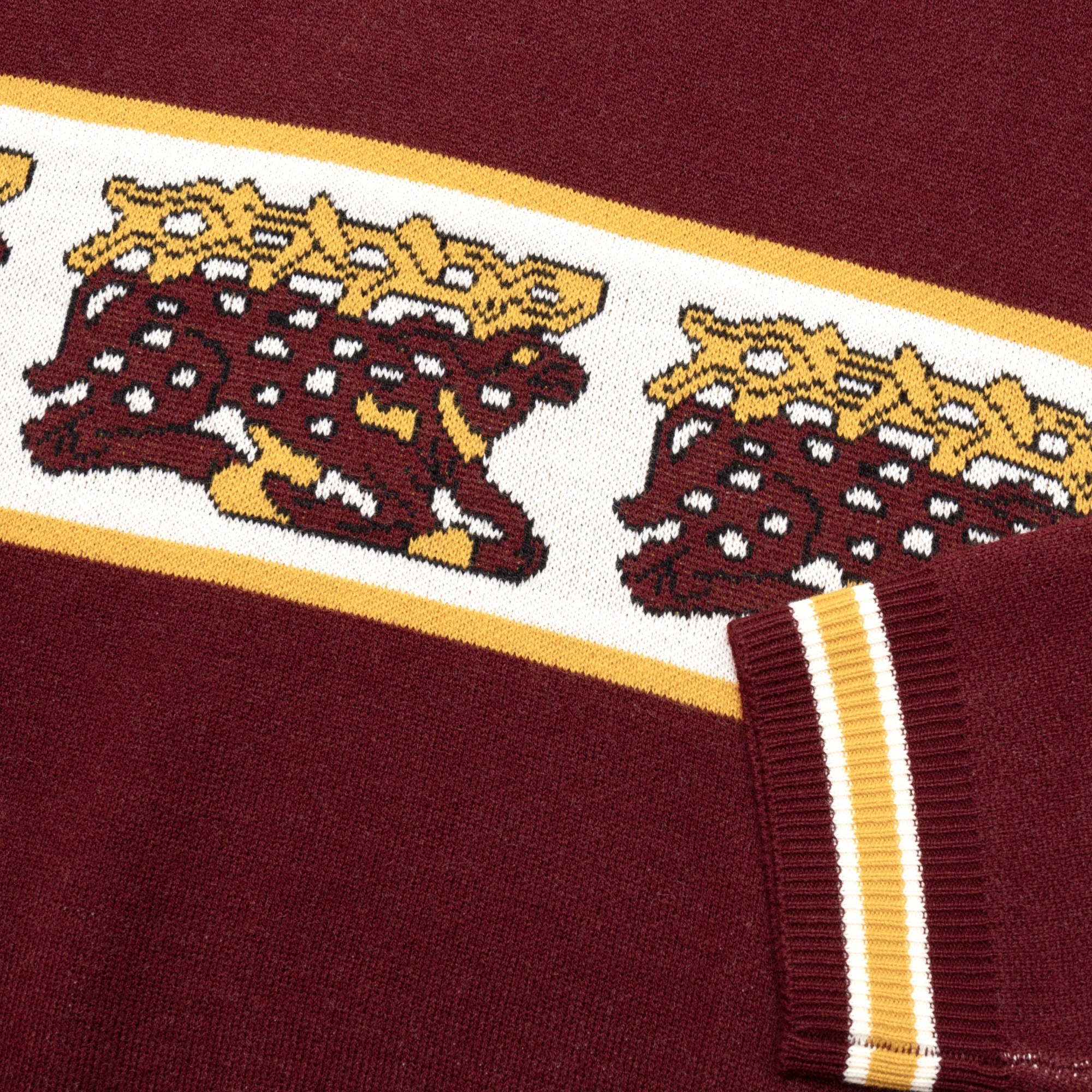 R_41_0009_AntlerKnitMaroon_Cream2.jpg