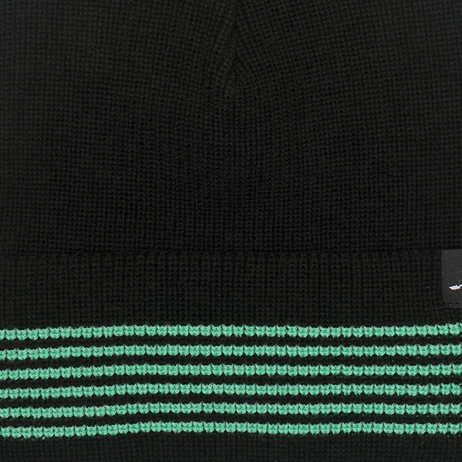 R_43_0000s_0032_ORGAINICCOTTONSTRIPEBEANIEBLACK_GREENDETAIL.jpg