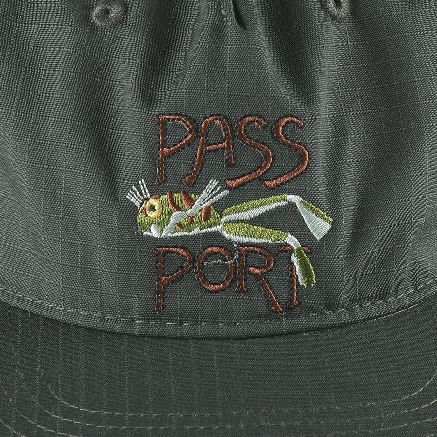 R_43_0000s_0048_FROGLURERIPSTOPWORKERSCAPMOSSDETAIL.jpg